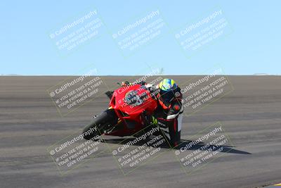 media/Mar-20-2023-Moto Forza (Mon) [[d0bbc59e78]]/1-A Group (Green)/Session 2 (Bowl)/